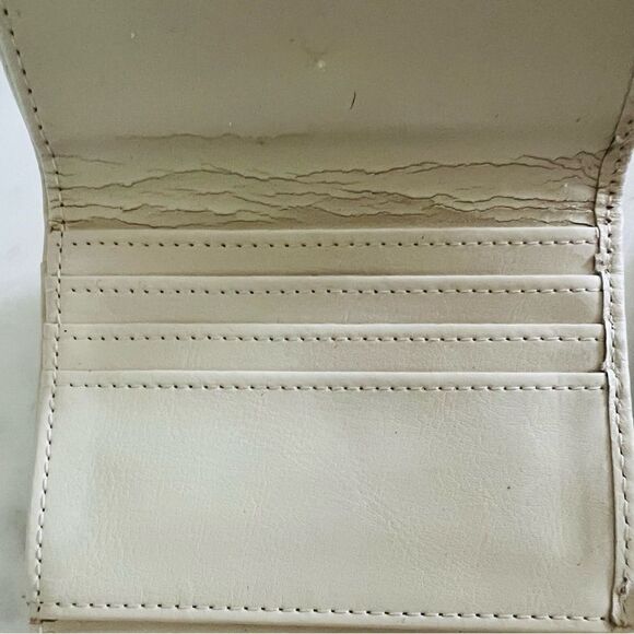 KENNETH COLE REACTION VINTAGE WALLET WITH SOLAR POWERED CALCULATOR, Ivory, NWT - Picture 8 of 16